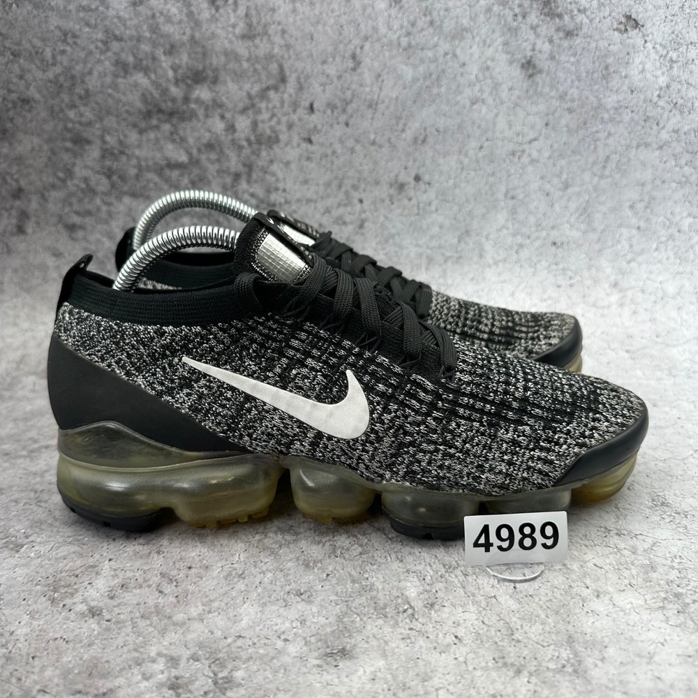 Nike Air VaporMax Flyknit 3 Women 10 Oreo Black White AJ6910-001 Running Shoes